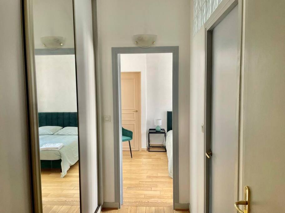 Gustave - Charming Eiffel Tower Appartement - Paris Exterior foto